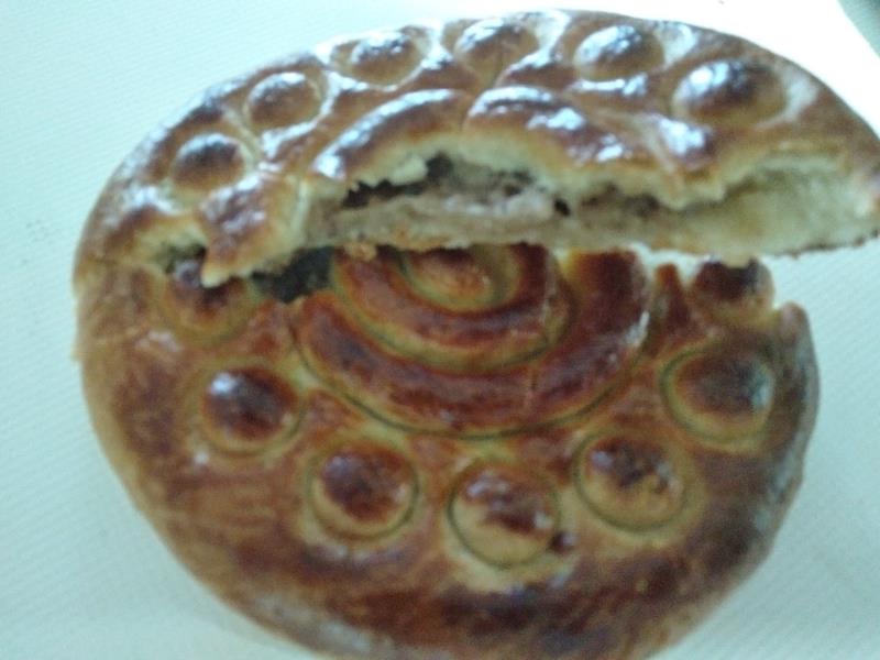 کلوچه اصل فومن
