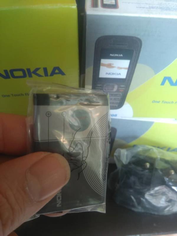 گوشی اصل تک سیم بدون دوربین موبایل نوکیا مدل Nokia 1200 ساده